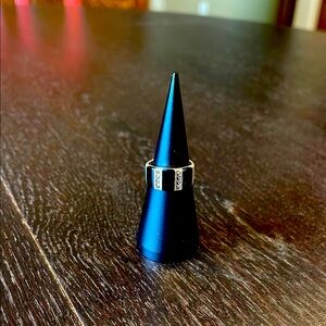 Vintage Silver Ring with black onyx and marcasite setting, size 7